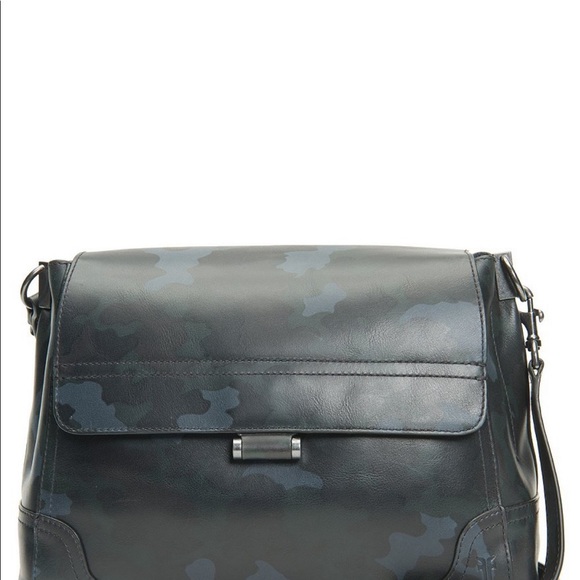 ✨SOLD✨FRYE CAMO  BAG - Picture 3 of 13